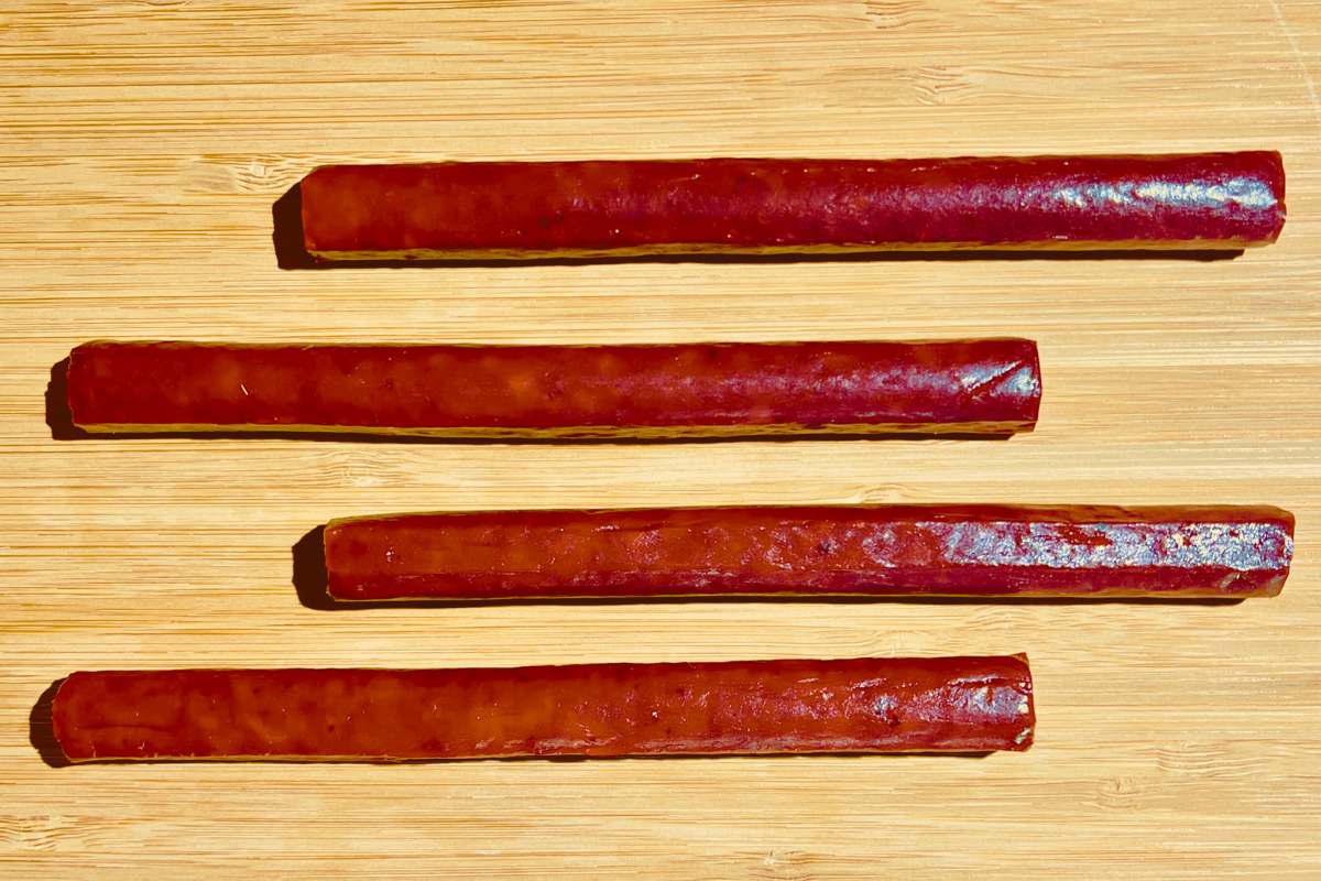 Natural Hardwood Smoked Beef Snack Stick (4 oz Pack)