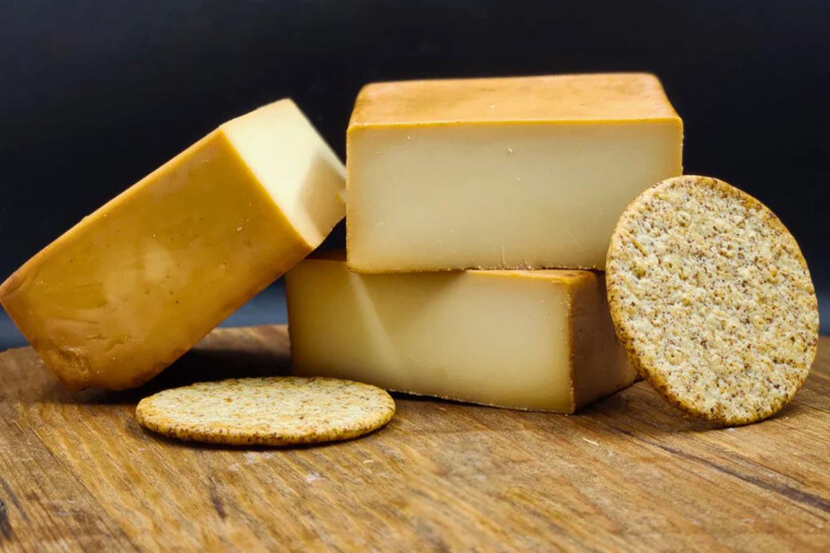 Smoked Horseradish Cheese